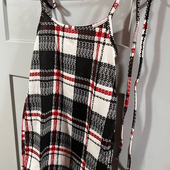 A extra small dress never been worn brand new from Shine - Picture 3 of 4